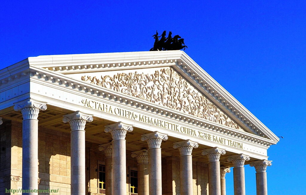 "استانا وپەرا" ساحناعا قايتا ورالدى