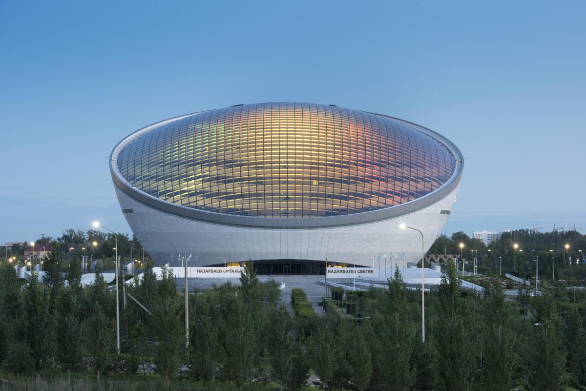 قازاقستان رەسپۋبليكاسىنىڭ تۇڭعىش پرەزيدەنتى –  ەلباسىنىڭ شەشىمدەرى