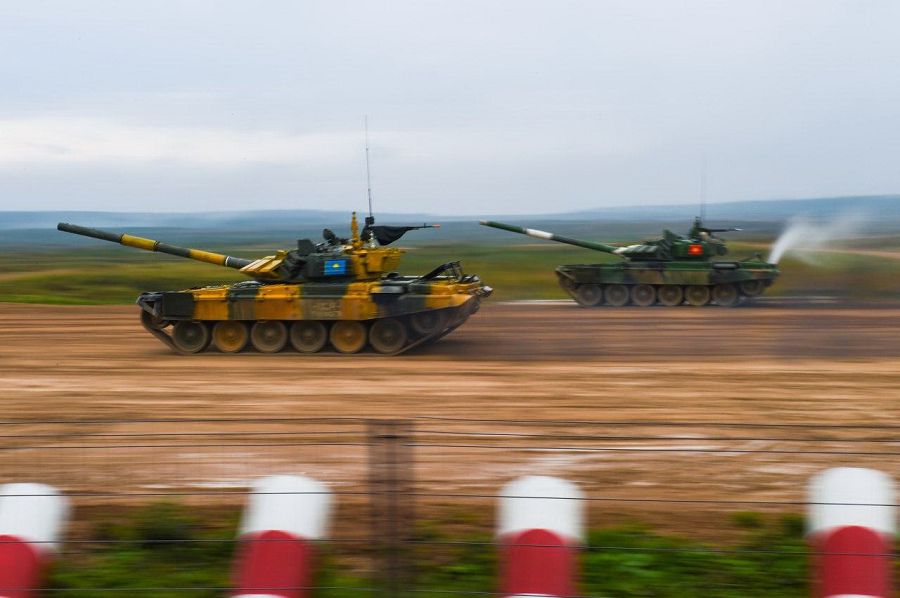 قازاقستاندىق ەكيپاج جارتىلاي فينالدا