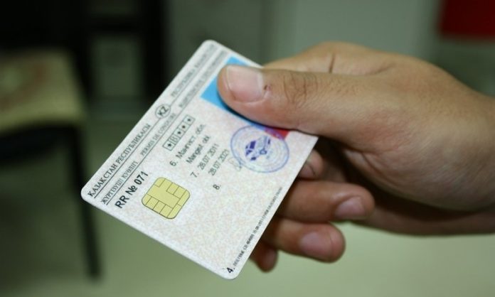 اقمولادا 53 ادام ءومىر بويى كولىك جۇرگىزۋ قۇقىعىنان ايىرىلدى