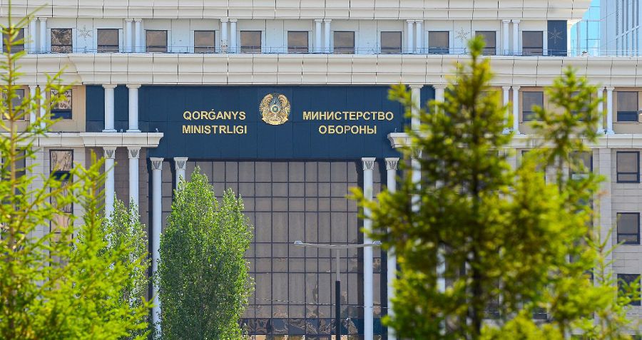 اسكەري قىزمەتشىلەردى وقۋ جىلىنىڭ باستالۋىمەن قۇتتىقتادى