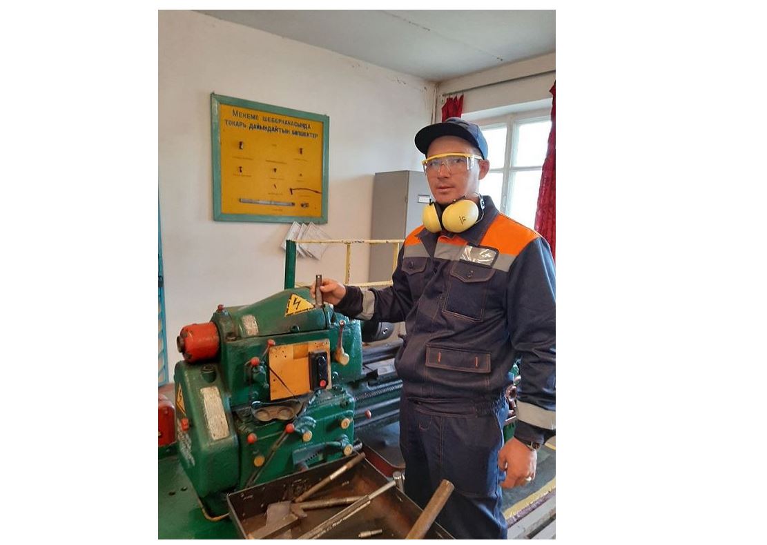 117 جىل مۇلتىكسىز جۇمىس ىستەپ تۇر