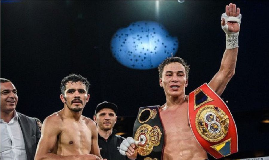 العاشقى وندىقتىڭ قاتارىندا