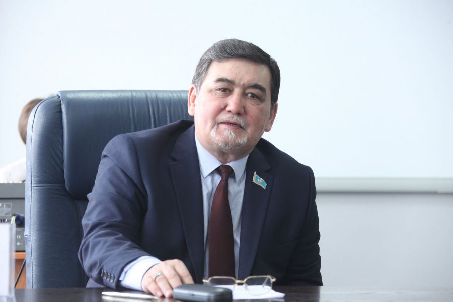 احاڭدى ايتقانى – الاشتى ايتقانى