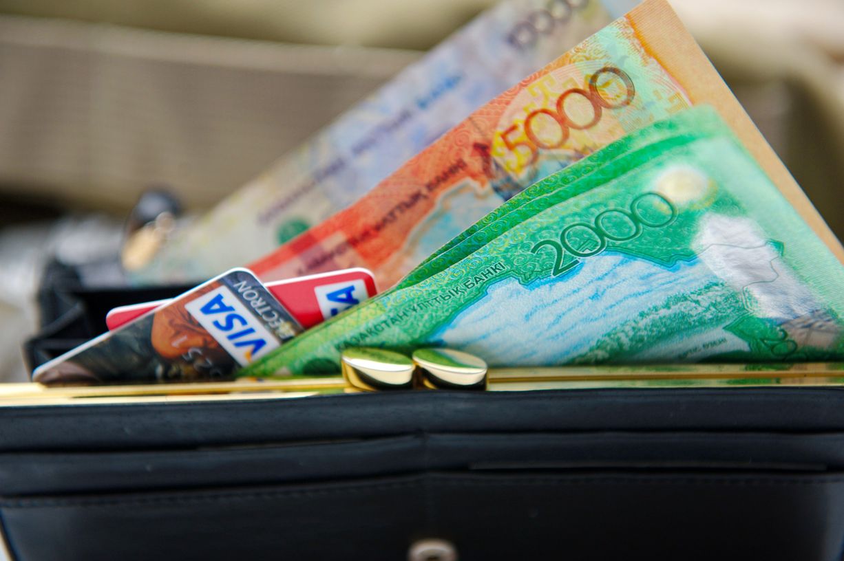 تج كەزىندە 4,6 ملن جانە كارانتين كەزىندە 2,4 ملن قازاقستاندىق 42 500 تەڭگە الدى