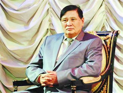 ماقسات ايقىن, مىندەت كوپ