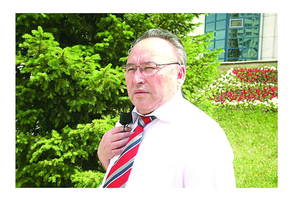 ەلدىكتىڭ جامپوز جىرشىسى