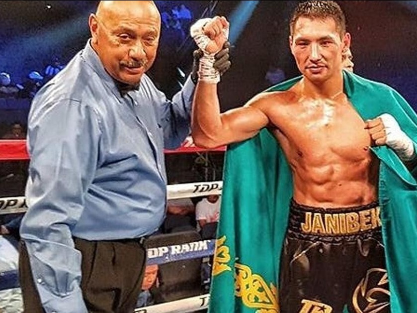 جانىبەك ءالىمحان ۇلىنىڭ جەكپە-جەگىنە ەكى اپتا قالعاندا قارسىلاسى اۋىسىپ كەتتى