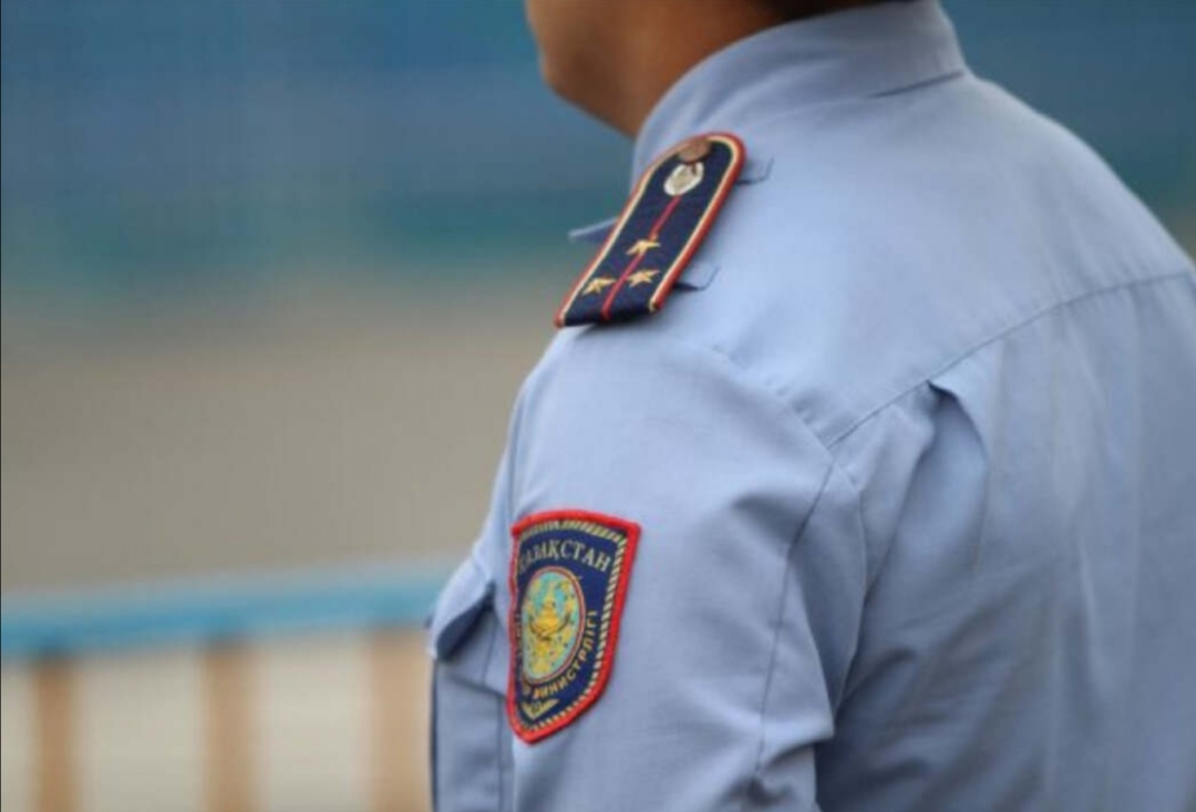 قازاقستان پوليتسياسى سەرۆيستىك مودەلگە كوشۋدە