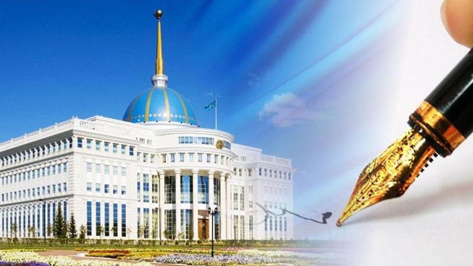  پرەزيدەنت سامارقاند قالاسىندا (وزبەكستان رەسپۋبليكاسى)  قازاقستان رەسپۋبليكاسىنىڭ باس كونسۋلدىعىن اشۋ تۋرالى جارلىققا قول قويدى