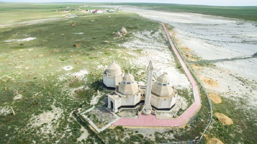 كيەلى مەكەن – اقمەشىت