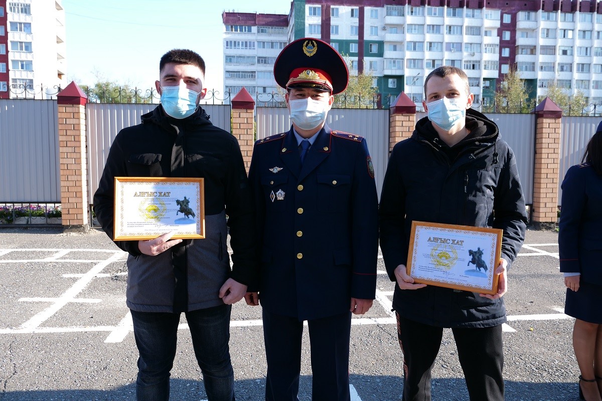 زەينەتكەردى قۇتقارۋعا كومەكتەسكەندەر پوليتسيادان العىس الدى