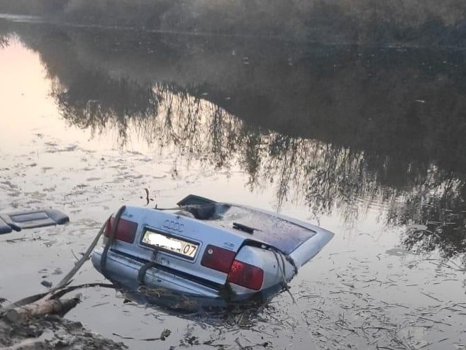 ورالدا ءۇش بالا كولىكپەن بىرگە سۋعا باتىپ كەتتى