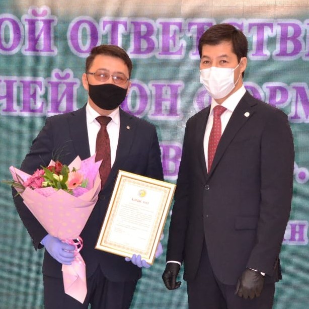 ورالدا مۇعالىمدەر ماراپاتتالدى