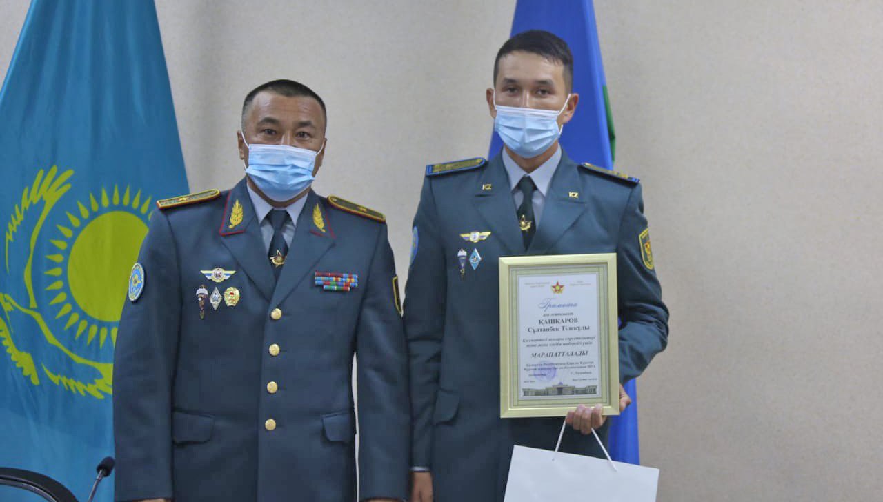 ۇزدىك وفيتسەرلەرگە قۇرمەت كورسەتىلدى