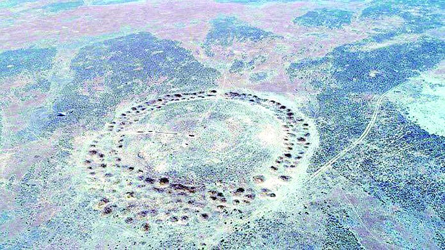 اتىراۋ دالاسىنداعى گەوگليفتەر