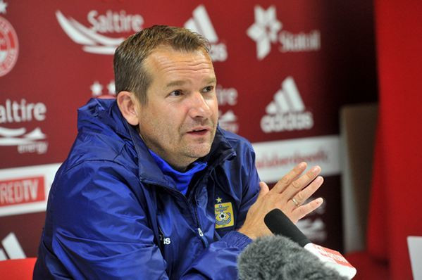 ەشۋورت ەلىنە كەتتى