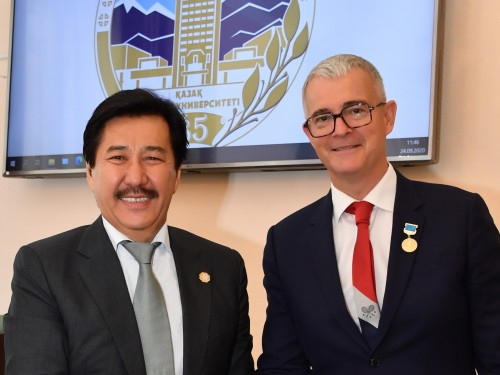 قازۇۋ-دە قازاق-فرانتسۋز عىلىم, تەحنولوگيا جانە ەنەرگەتيكا ينستيتۋتىن قۇرۋعا ۋاعدالاستى