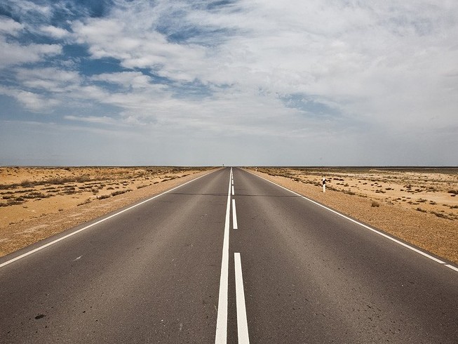 "اتىراۋ جولدارى" 20 ملن تەڭگە جالاقىنى كەشىكتىرىپ تولەگەن