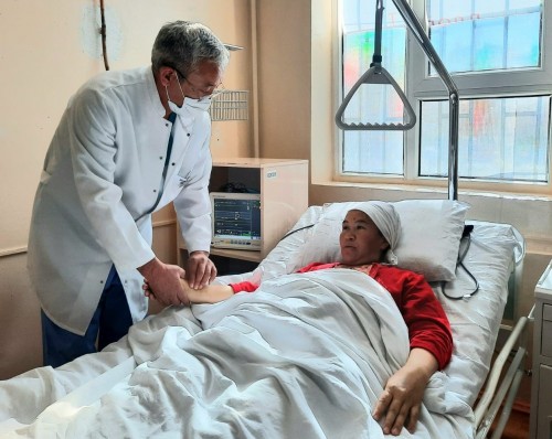 تۇركىستاندىق دارىگەرلەر وتانىڭ جاڭا ءادىسىن ويلاپ تاپتى