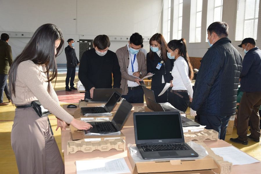 قىمباتقا الىنعان كومپيۋتەرلەر...