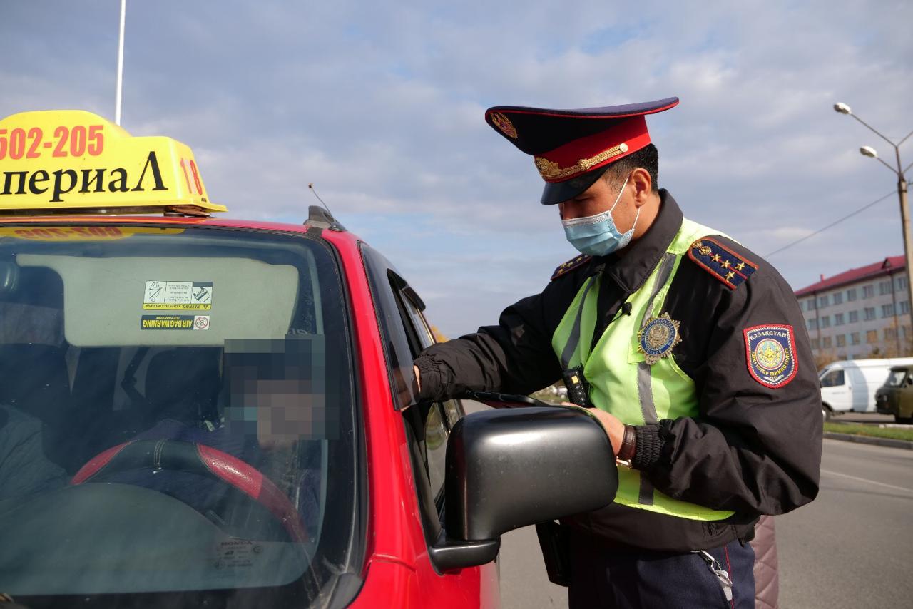 ەكى كۇندە ىشىمدىك ءىشىپ رولگە وتىرعان 26  جۇرگىزۋشى ۇستالدى