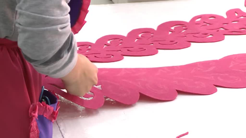 شاعىن كاسىپتىڭ شىرايىن  كەلتىرۋدە