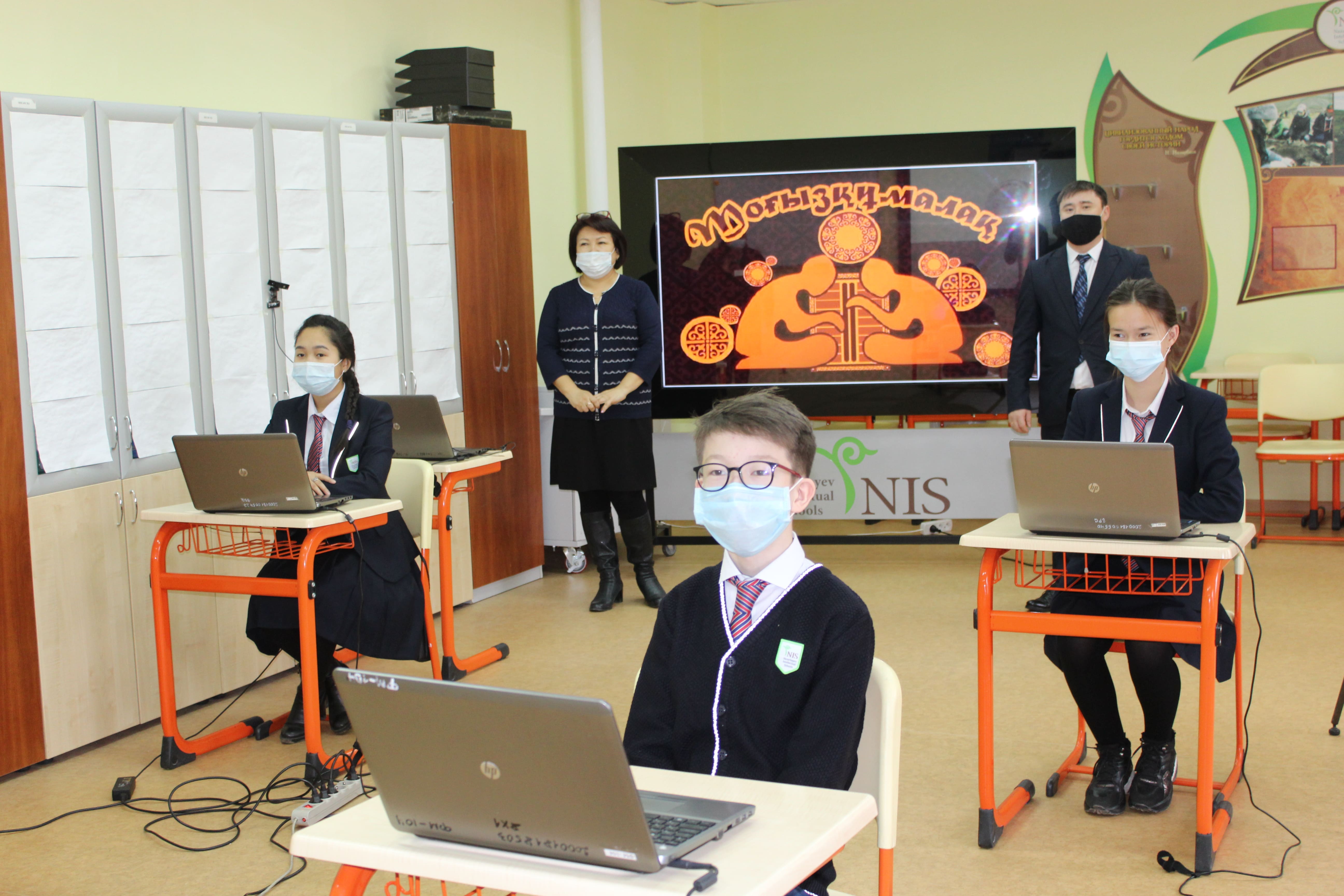 نازارباەۆ مەكتەپتەرىندە وتكەن سپارتاكيادانىڭ جەڭىمپازدارى انىقتالدى