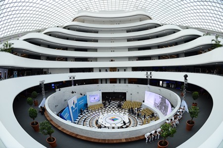 كىتاپ تارتۋ ەتتى