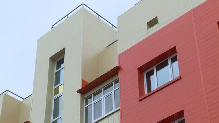 قونىس اۋدارۋشىلارعا – جايلى ۇيلەر