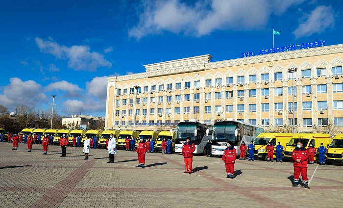 مەديتسينالىق مەكەمەلەرگە 44 جاڭا سانيتارلىق جەدەل جاردەم كولىگى تابىستالدى