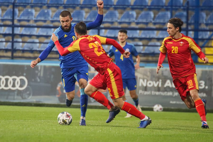 چەرنوگوريامەن تەڭ ءتۇستى