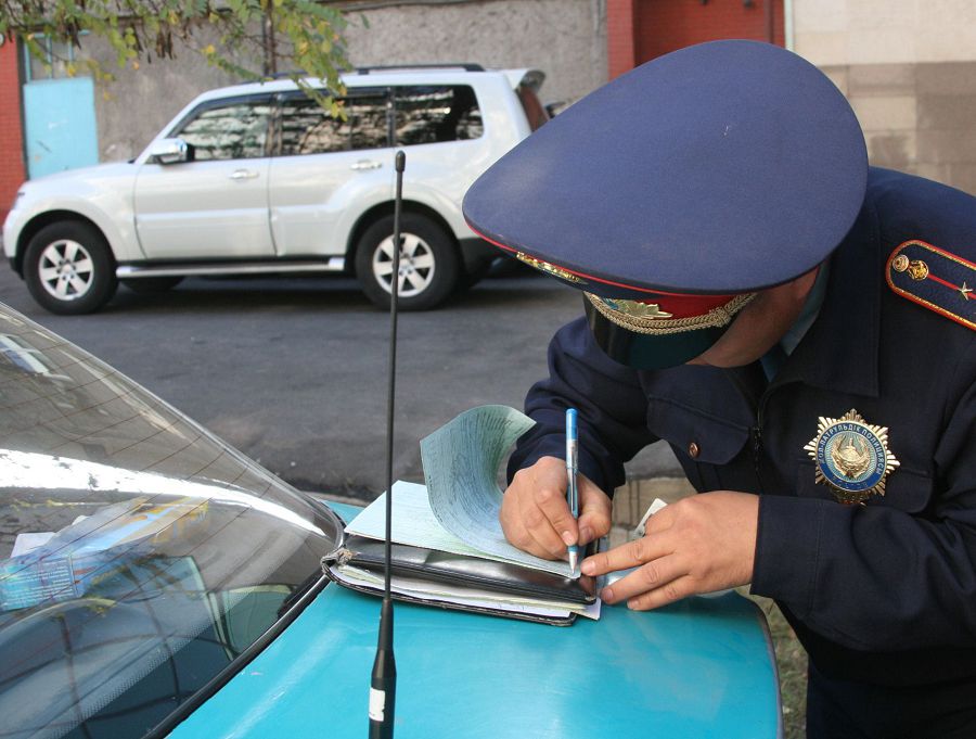 قۇقىق قورعاۋشىلاردى كىم قورعايدى؟