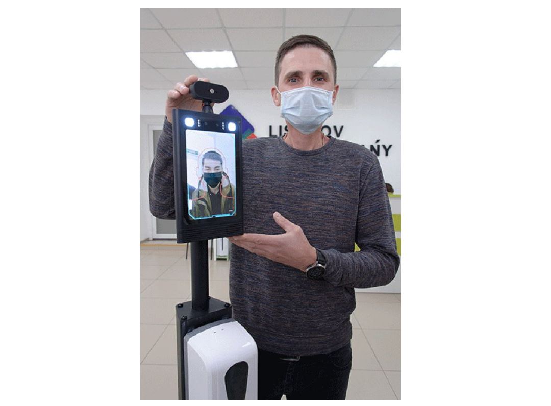 شاعىن قالاداعى «اقىلدى» تەپلوۆيزورلار