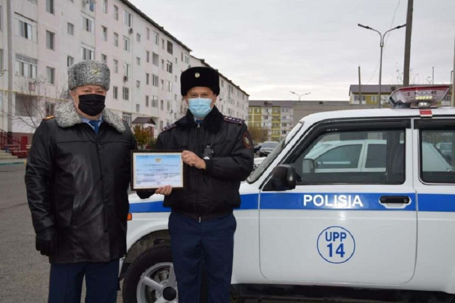 ۇزدىك بەكەتكە – قىزمەتتىك كولىك