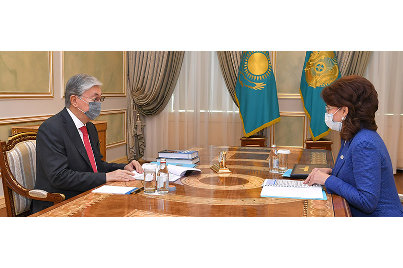 پرەزيدەنت اقپارات جانە قوعامدىق دامۋ ءمينيسترىن قابىلدادى