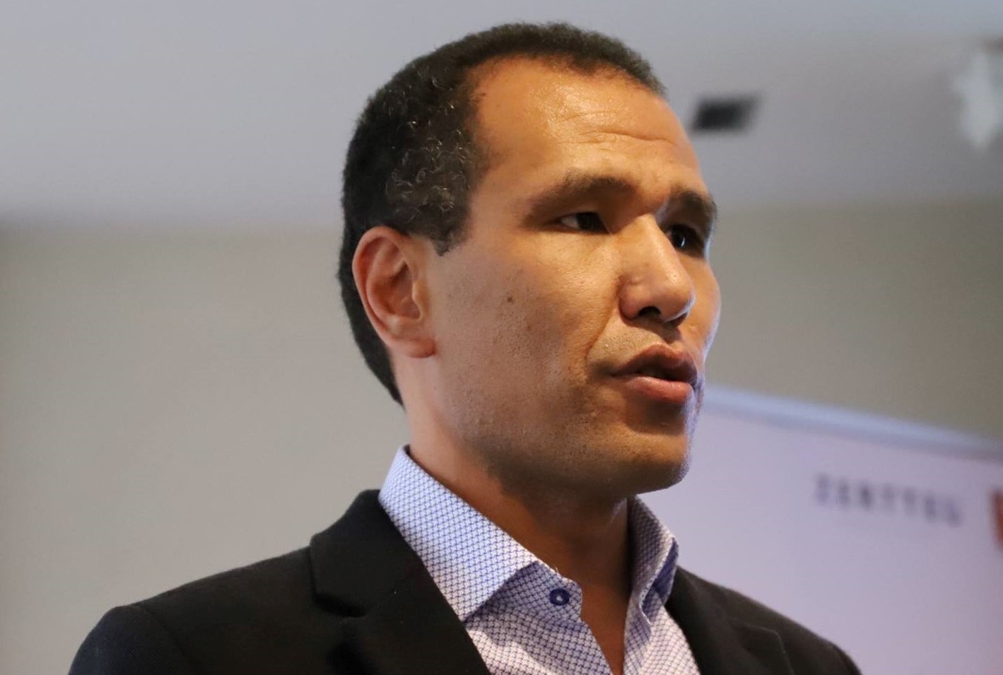 اشىق ءارى ءادىل سايلاۋدى قولدايمىز