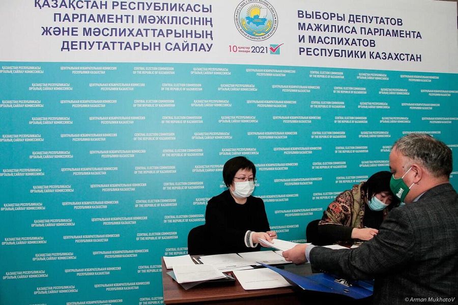 «اۋىل» دوداعا قاتىسۋعا قۇجاتتارىن تاپسىردى