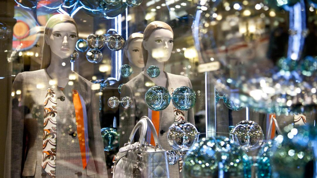 الەمدىك ءساندى تاۋارلار نارىعى رەكوردتىق قۇلدىراۋعا تاپ بولدى