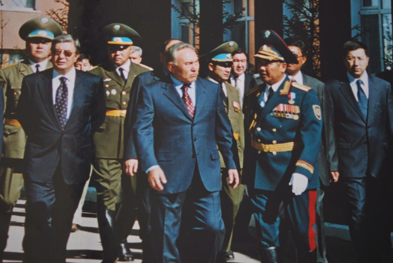 گەنەرال ب.جاناساەۆ: ەلباسىنىڭ سەنىمىنەن اسقان جاۋاپكەرشىلىك جوق