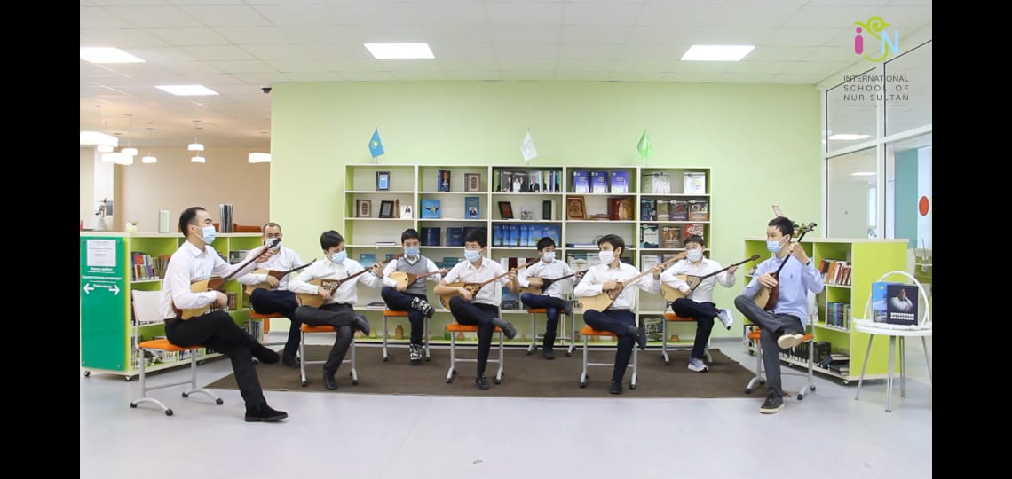 " ۇلى دالا مۇراگەرلەرى" دومبىراشىلار مارافونى باستالادى