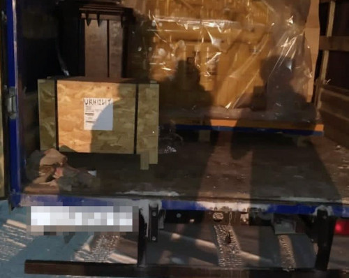 شەكارادان زاڭسىز تاۋار اسىرماق بولعان ەكى اۆتوكولىك ۇستالدى