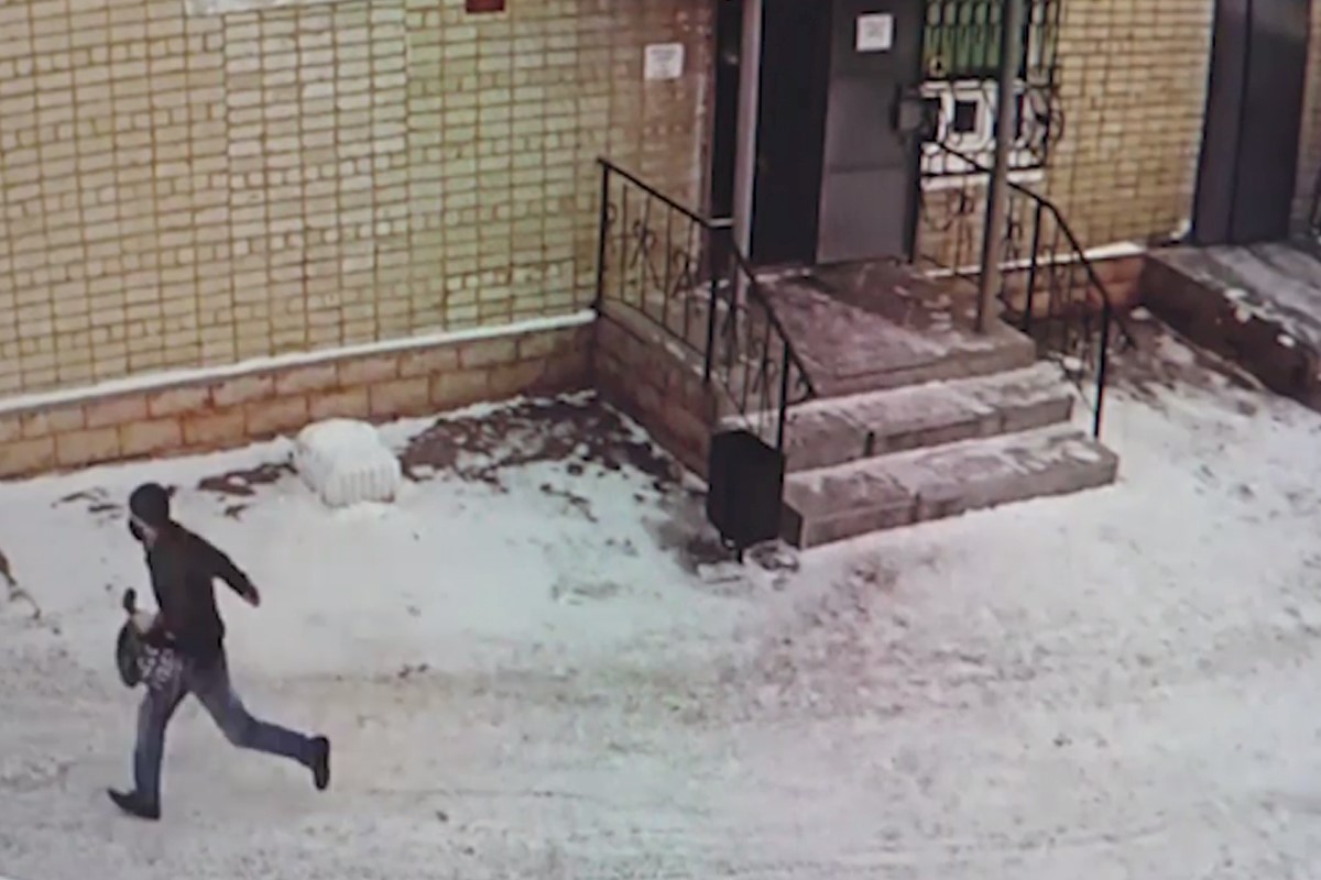 پەتروپاۆل پوليتسياسى دۇكەننەن اراق ۇرلاعان تۇرعىندى ۇستادى