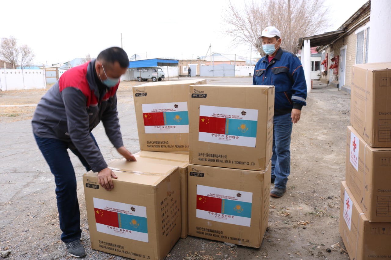 گۋمانيتارلىق كومەك قوعام باقىلاۋىندا