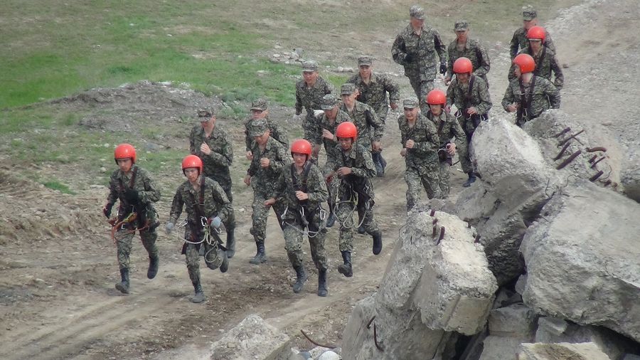 قيىندىق قايدا بولسا, «باۋىرجانشىلار» سوندا