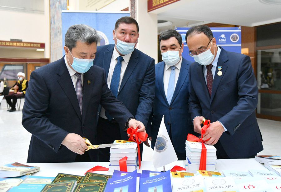 تاريحشىلار كونگرەسى ءوتتى