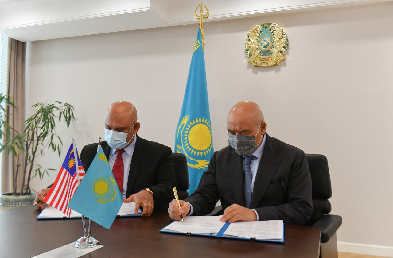 تۇركىستاندا مالايزيالىق كومپانيا حالال جەلاتين وندىرمەك