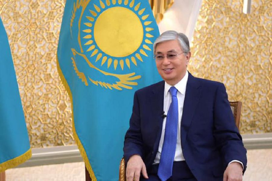 تەكتى ازامات, تەگەۋرىندى تۇلعا, سۇڭعىلا ساياساتكەر