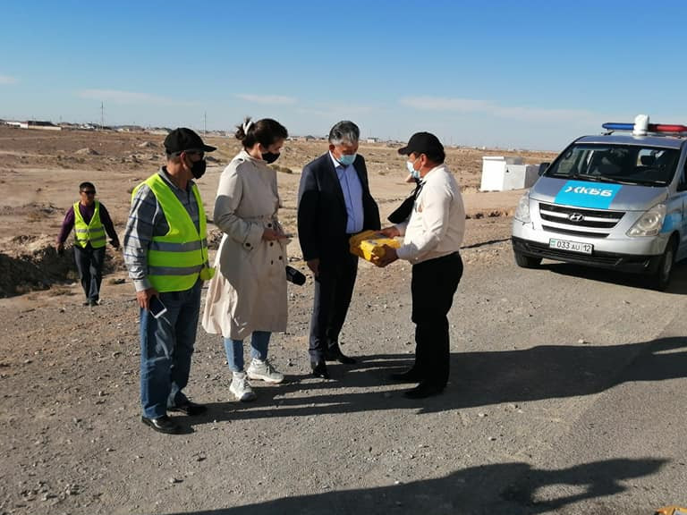 شەكتى شامادان ارتىق جۇك ارتقان اۋىر كولىكتەر اسفالت جولداردى بۇلدىرۋدە