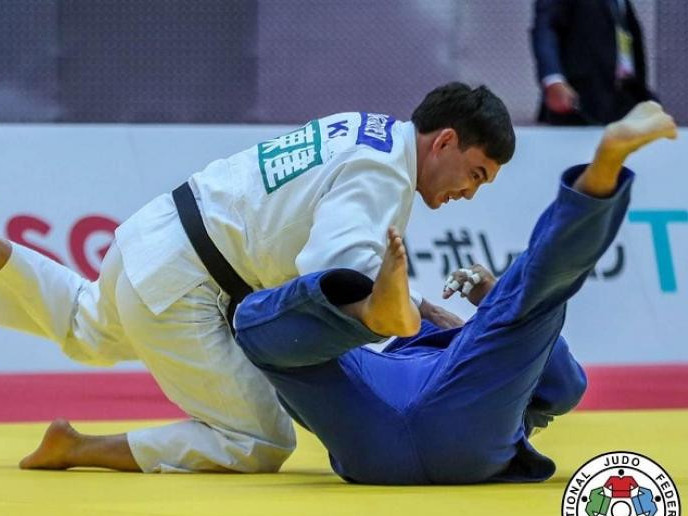 دزيۋدو: 100 كەلى سالماقتا يسلام بوزباەۆ توپ جاردى